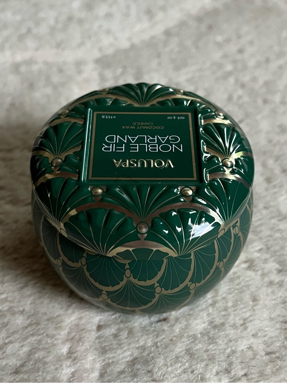 Voluspa Noble Fir Garland Mini Tin Candle